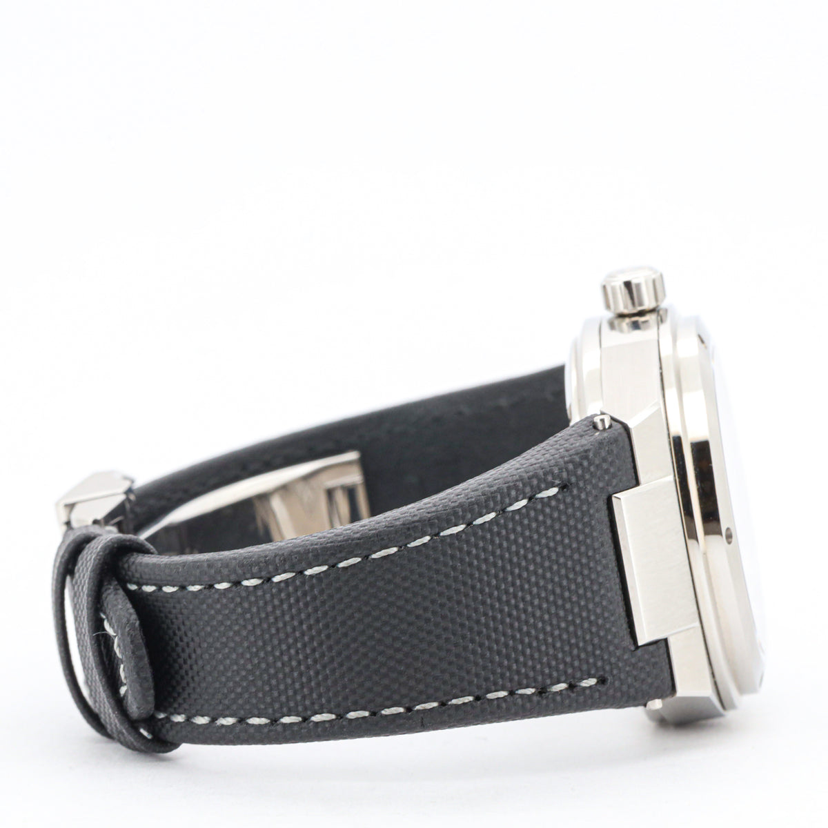 IWC Schaffhausen Ingenieur 322701 42mm Edelstahl Textilarmband