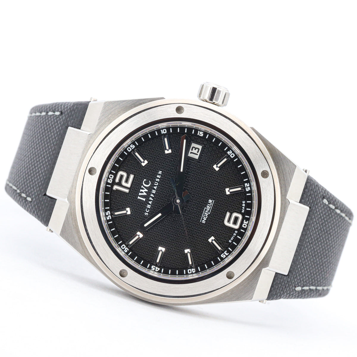 IWC Schaffhausen Ingenieur 322701 42mm Edelstahl Textilarmband