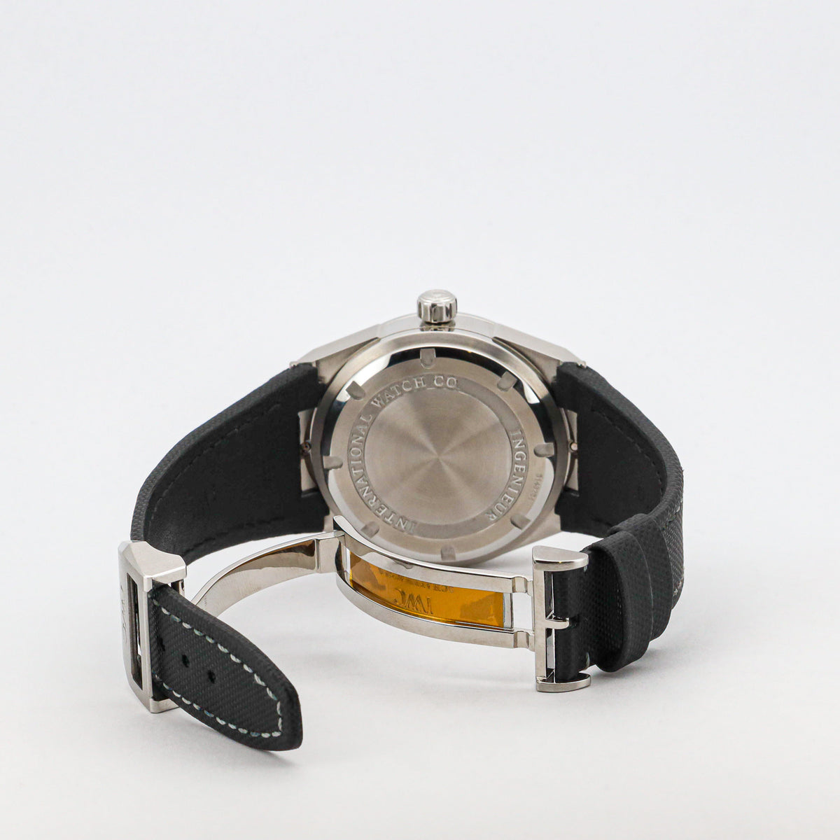 IWC Schaffhausen Ingenieur 322701 42mm Edelstahl Textilarmband