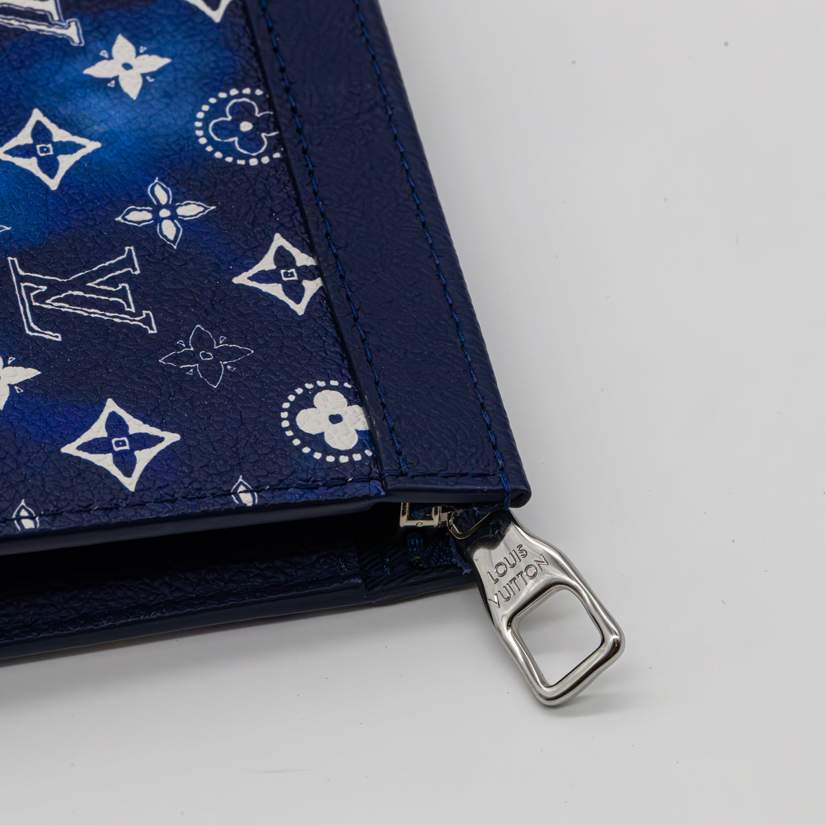 Louis Vuitton Pochette Voyage MM Bandana Monogram Clutch Tasche Limited Edition