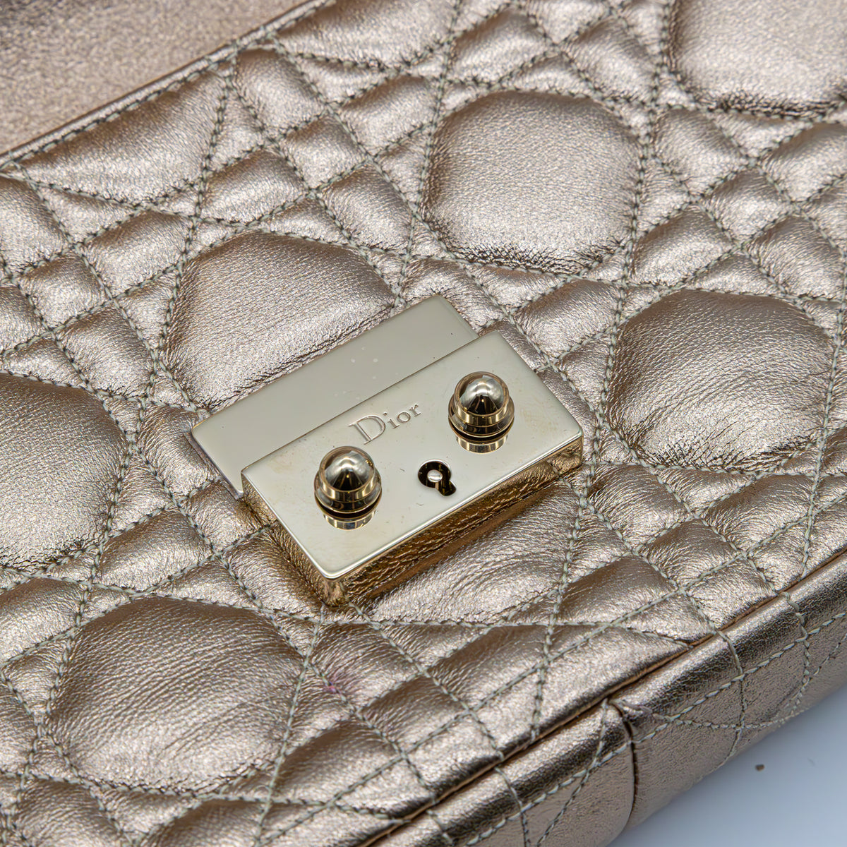 Christian Dior Wallet on Chain Metallic Gold Cannage Leder