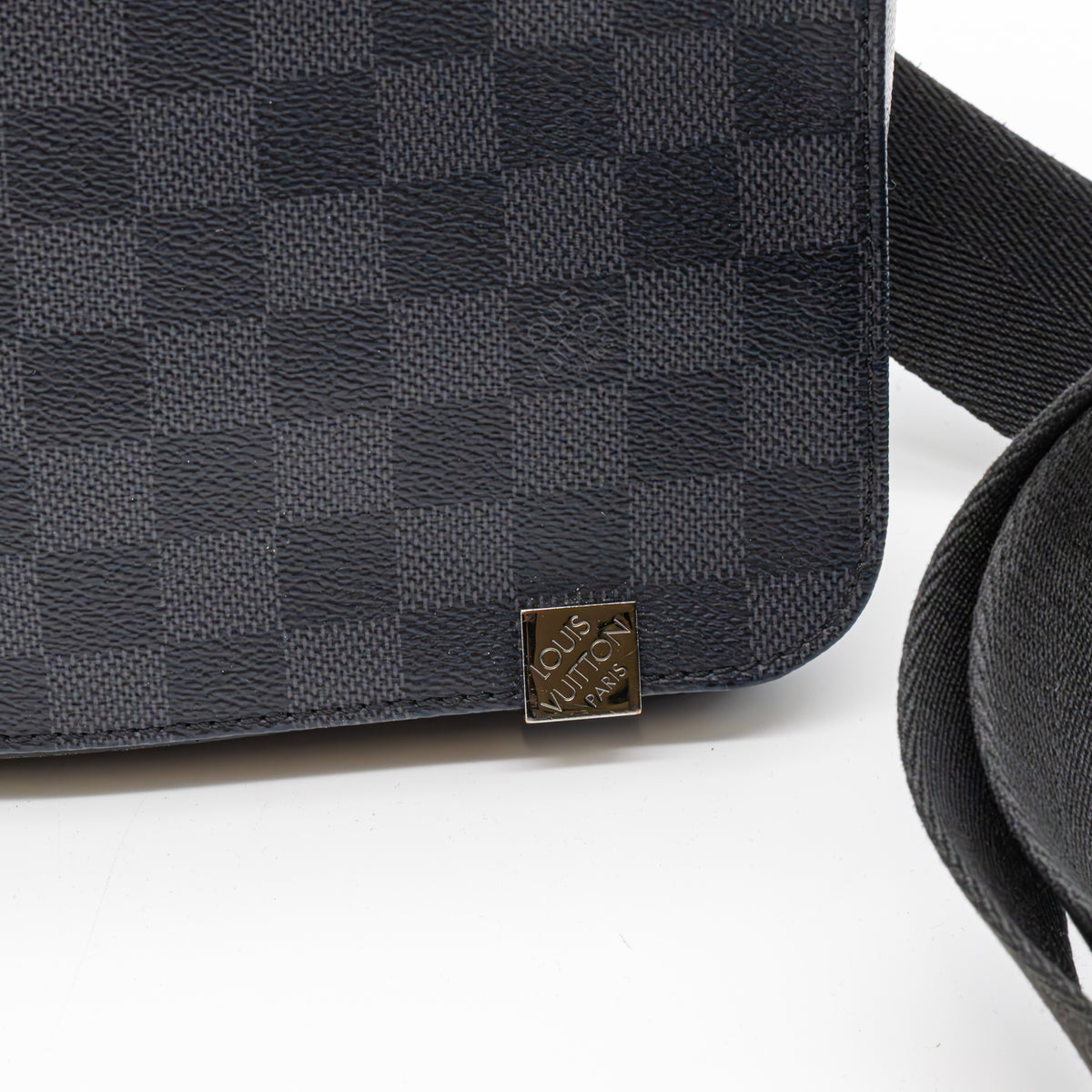 Louis Vuitton District PM Damier Graphite Messenger Umhängetasche LV Bag