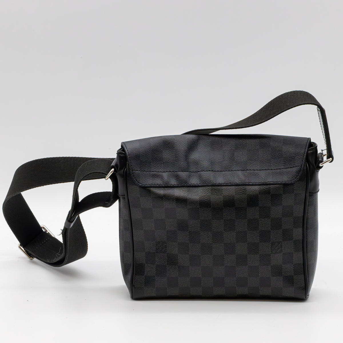 Louis Vuitton District PM Damier Graphite Messenger Umhängetasche LV Bag