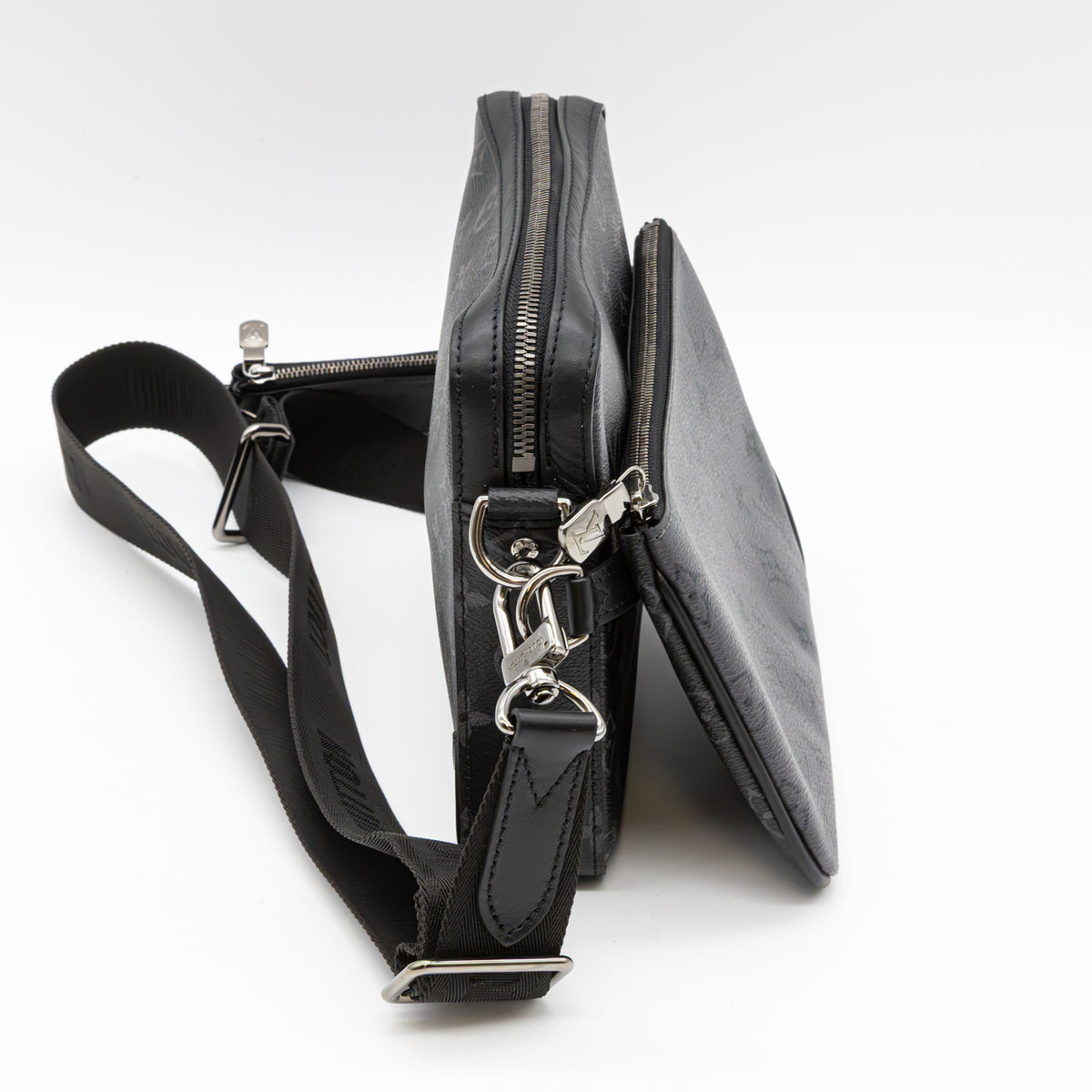 Louis Vuitton Trio Messenger Monogram Eclipse Canvas Umhängetasche Schwarz M69443