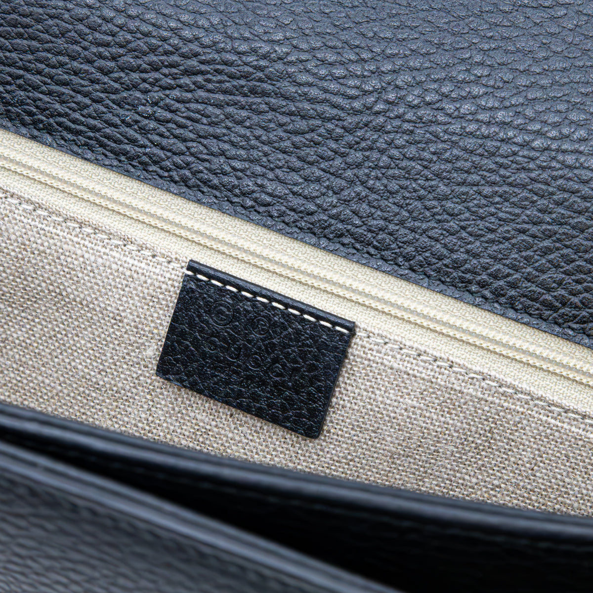 Gucci Interlocking G Medium Schultertasche Schwarz Leder Gold Chain Bag