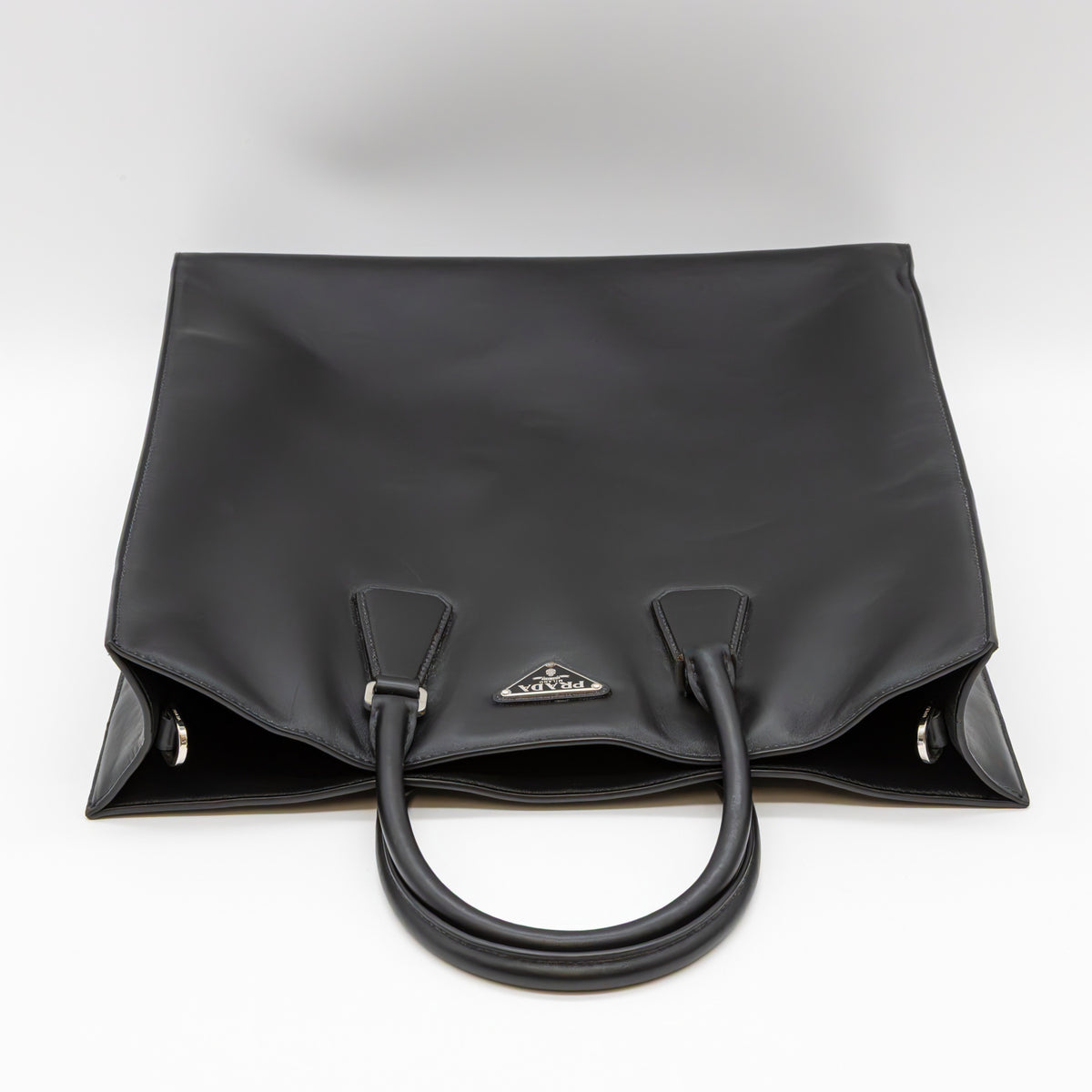 Prada Leder Tote Bag Schwarz Shopper Handtasche Schultertasche mit Pouch