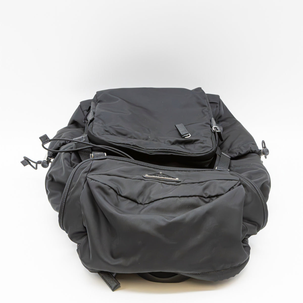 Prada Rucksack aus Re-Nylon und Saffiano-Leder Schwarz Backpack 2VZ090