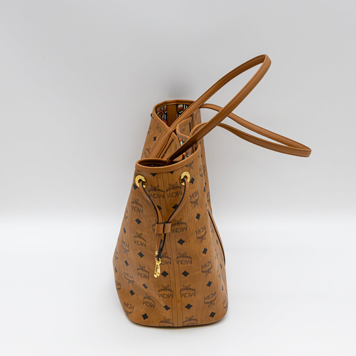 MCM Liz Wendeshopper Medium Visetos Cognac Shopper Tote Bag mit Pochette AVS19004
