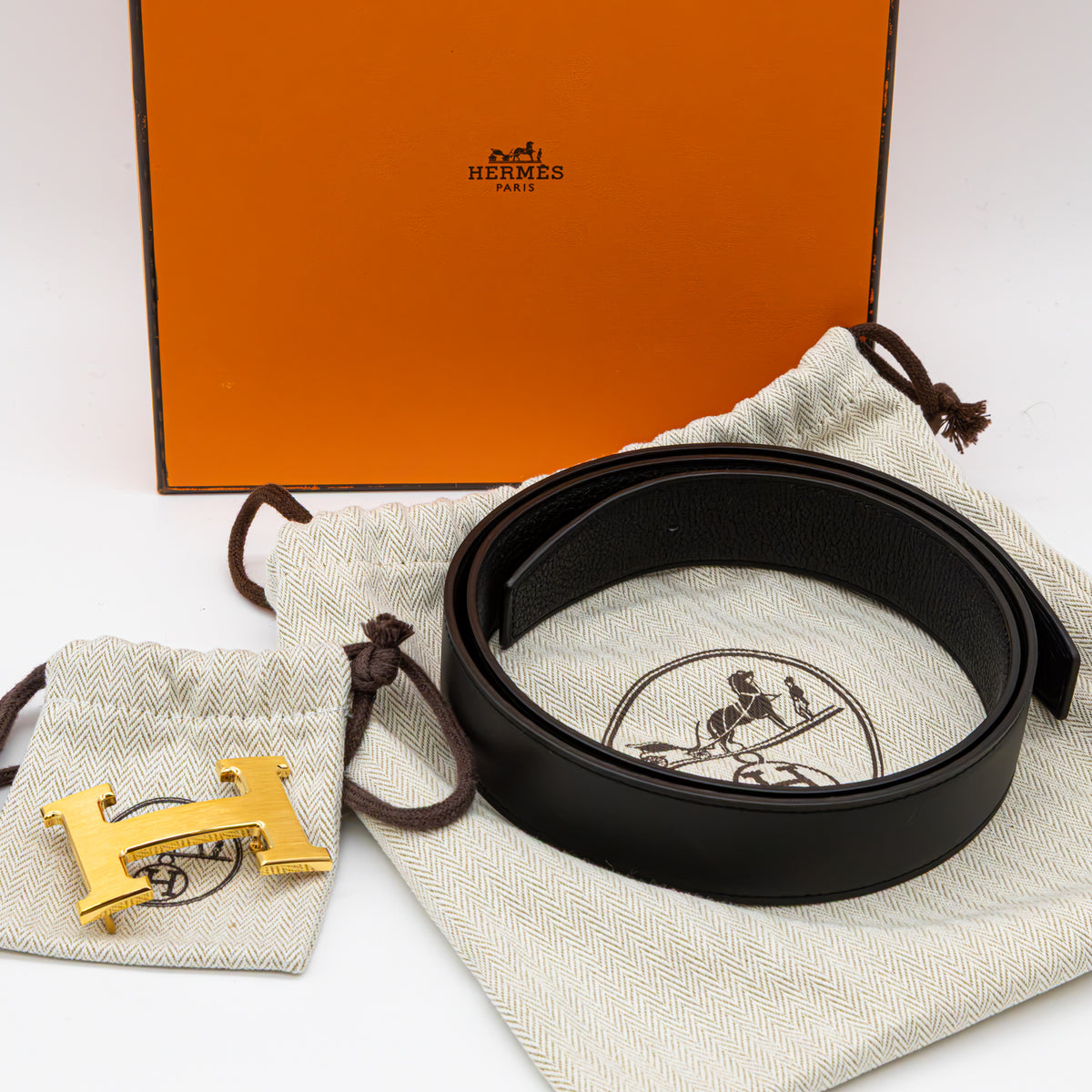 Hermès H Gürtel 32 mm Wendbarer Lederriemen Schwarz Gold H-Schließe Neuwertig