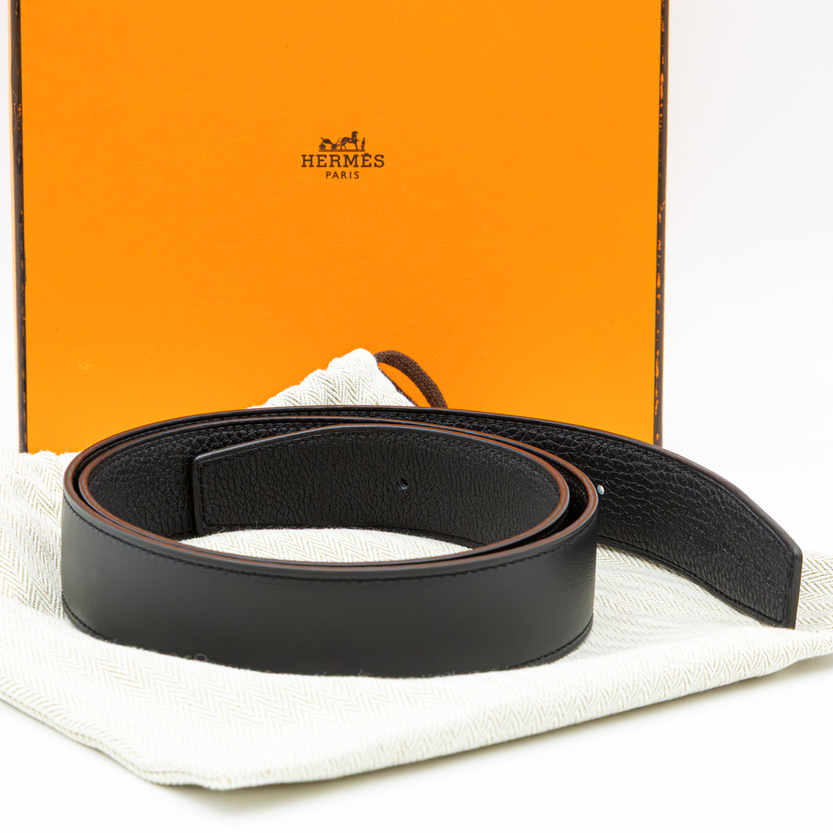 Hermès H Gürtel 32 mm Wendbarer Lederriemen Schwarz Gold H-Schließe Neuwertig