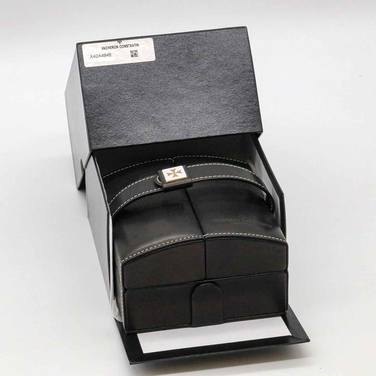 Vacheron Constantin Overseas 42042/423A 37mm Black Dial Automatik  Edelstahl mit Box Dif35422 X
