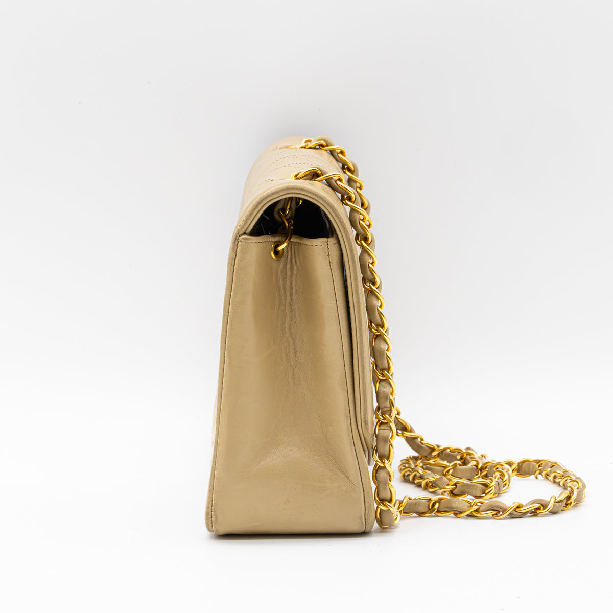 Chanel Diana Flap Bag Beige Vintage Lammleder gesteppt Schultertasche Gold
