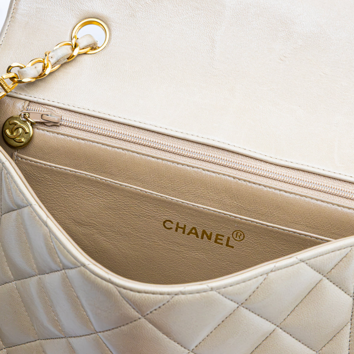 Chanel Diana Flap Bag Beige Vintage Lammleder gesteppt Schultertasche Gold