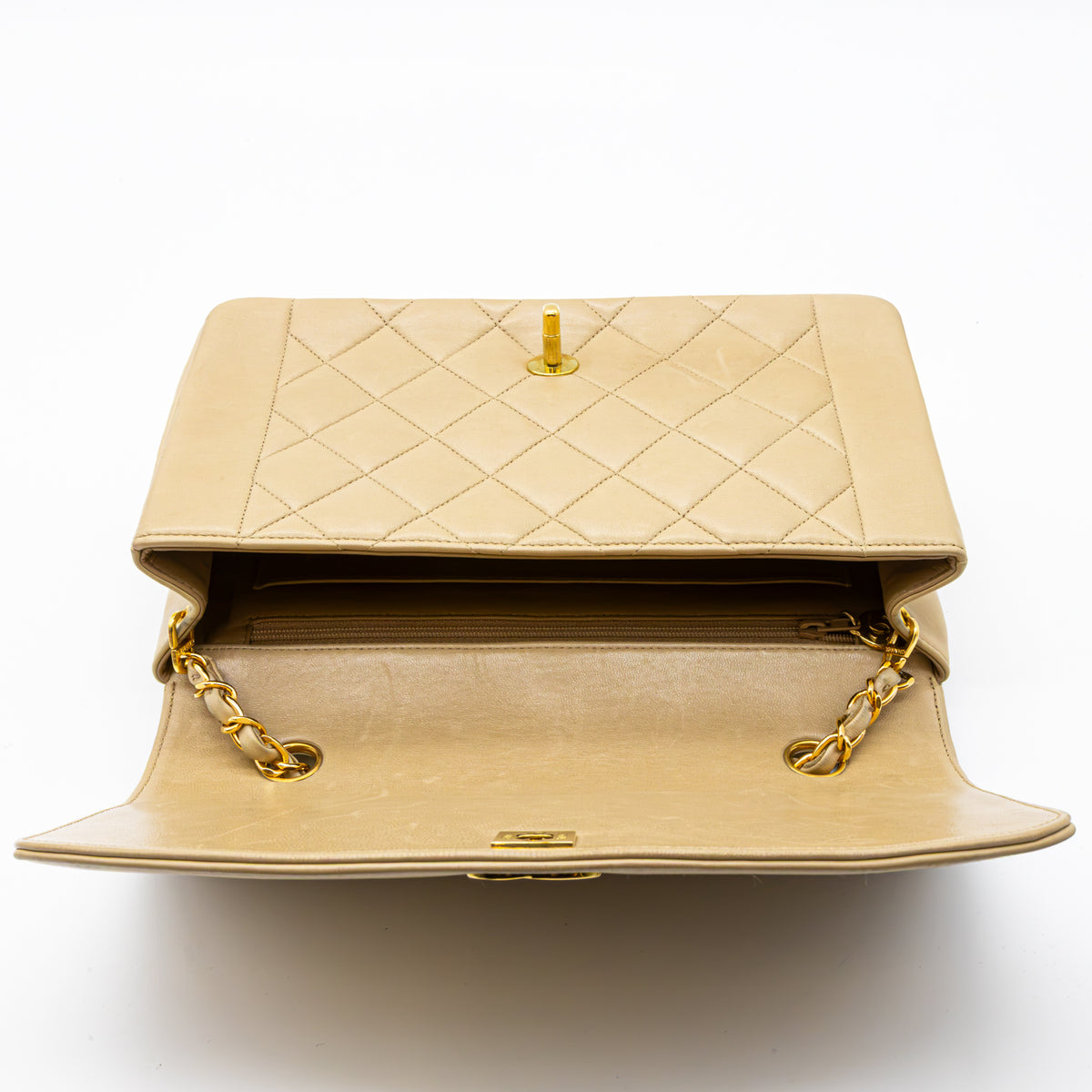 Chanel Diana Flap Bag Beige Vintage Lammleder gesteppt Schultertasche Gold
