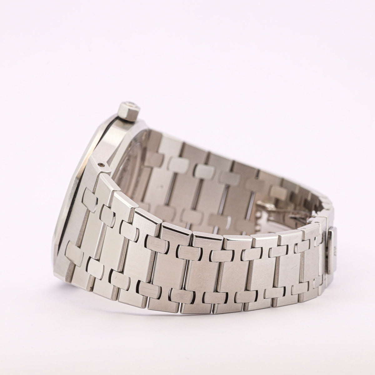 Audemars Piguet Royal Oak Jumbo Extra Thin Blue Dial