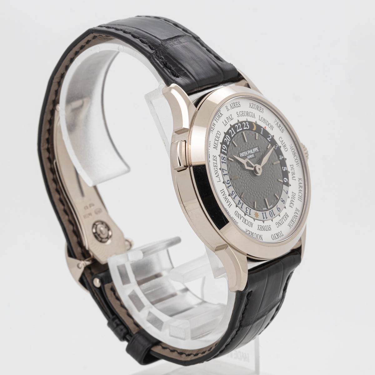 Patek Philippe World Time Weißgold 38mm 5230G-014