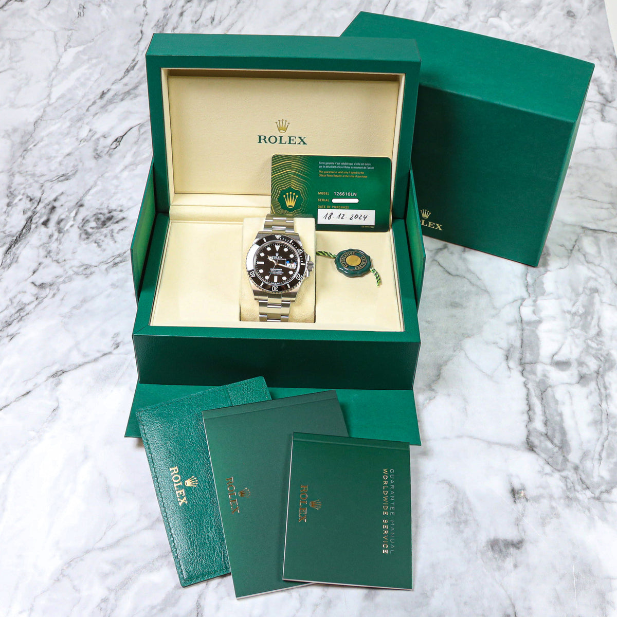 Rolex Submariner Date 126610LN Oyster Full Set Neuwertig