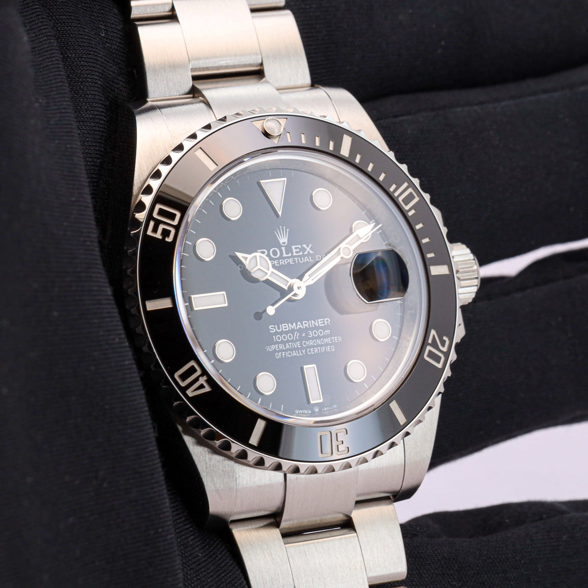 Rolex Submariner Date 126610LN Oyster Full Set Neuwertig