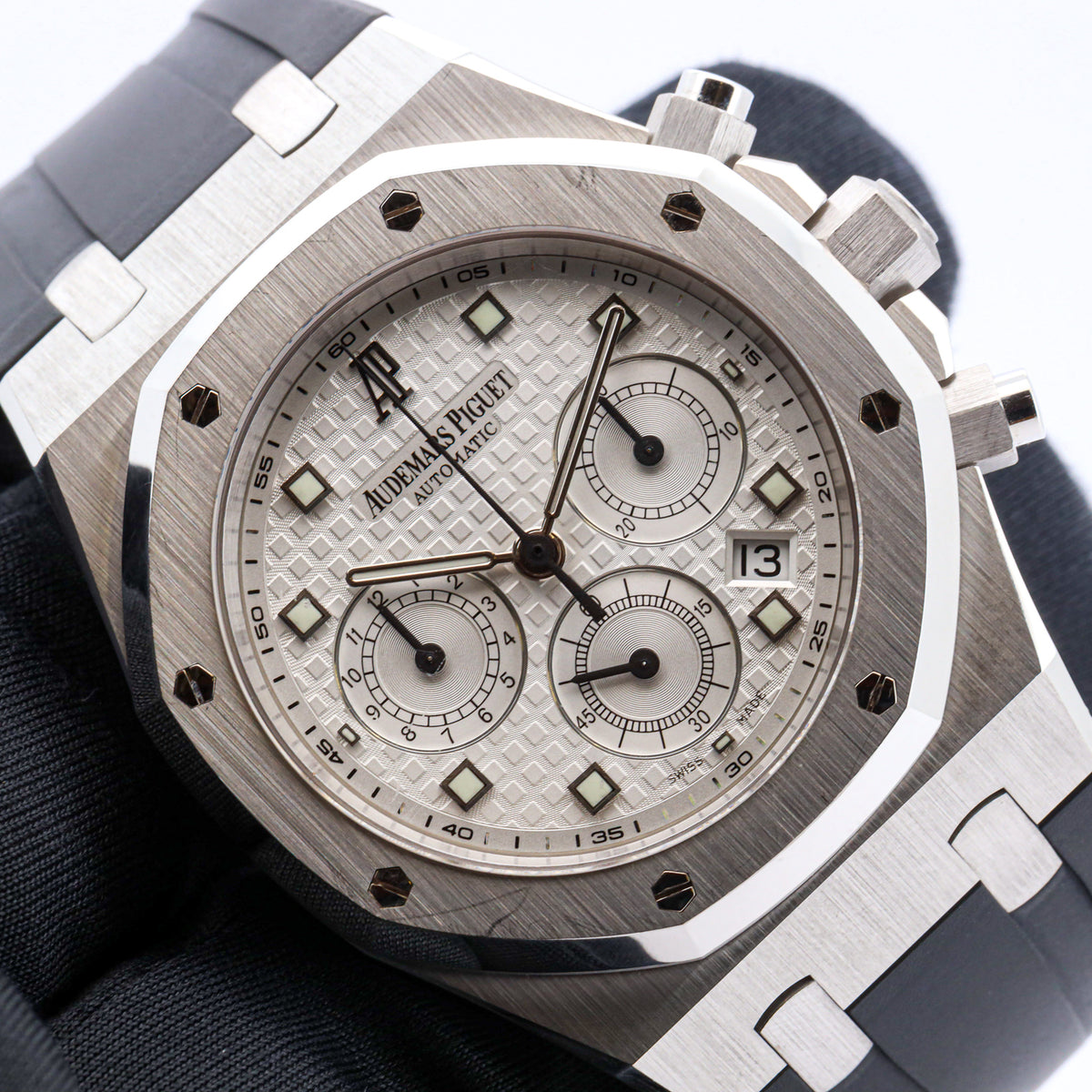 Audemars Piguet Royal Oak Chronograph 39 26022BC.OO.D002CR.01 White Gold Black Rubber Strap