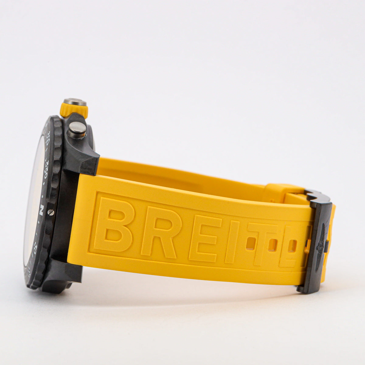 Breitling Endurance Pro 44mm  X82310 Quarz
