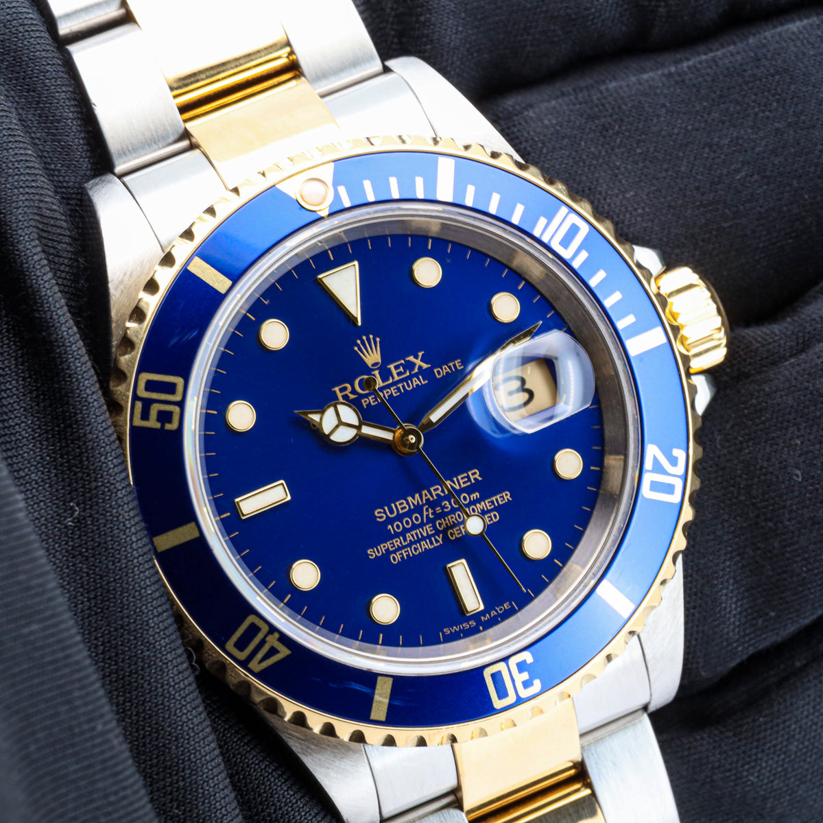 Rolex Submariner Date 40 16613 Edelstahl/Gold Blue Dial