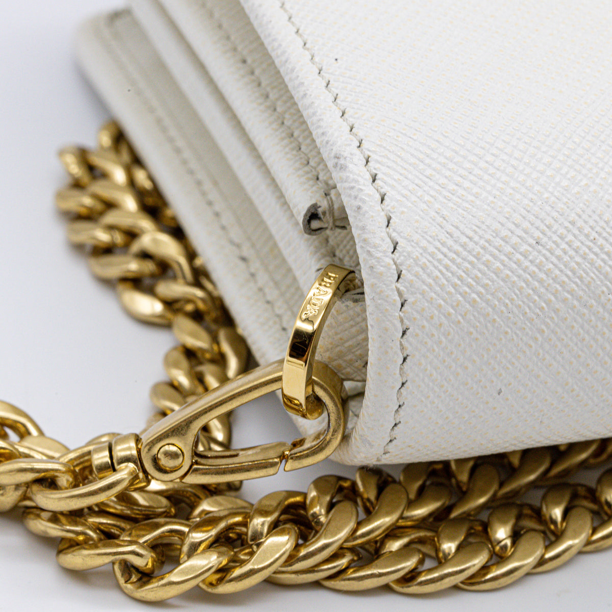 Prada Saffiano Leder Umhängetasche Weiß Gold Chain Crossbody