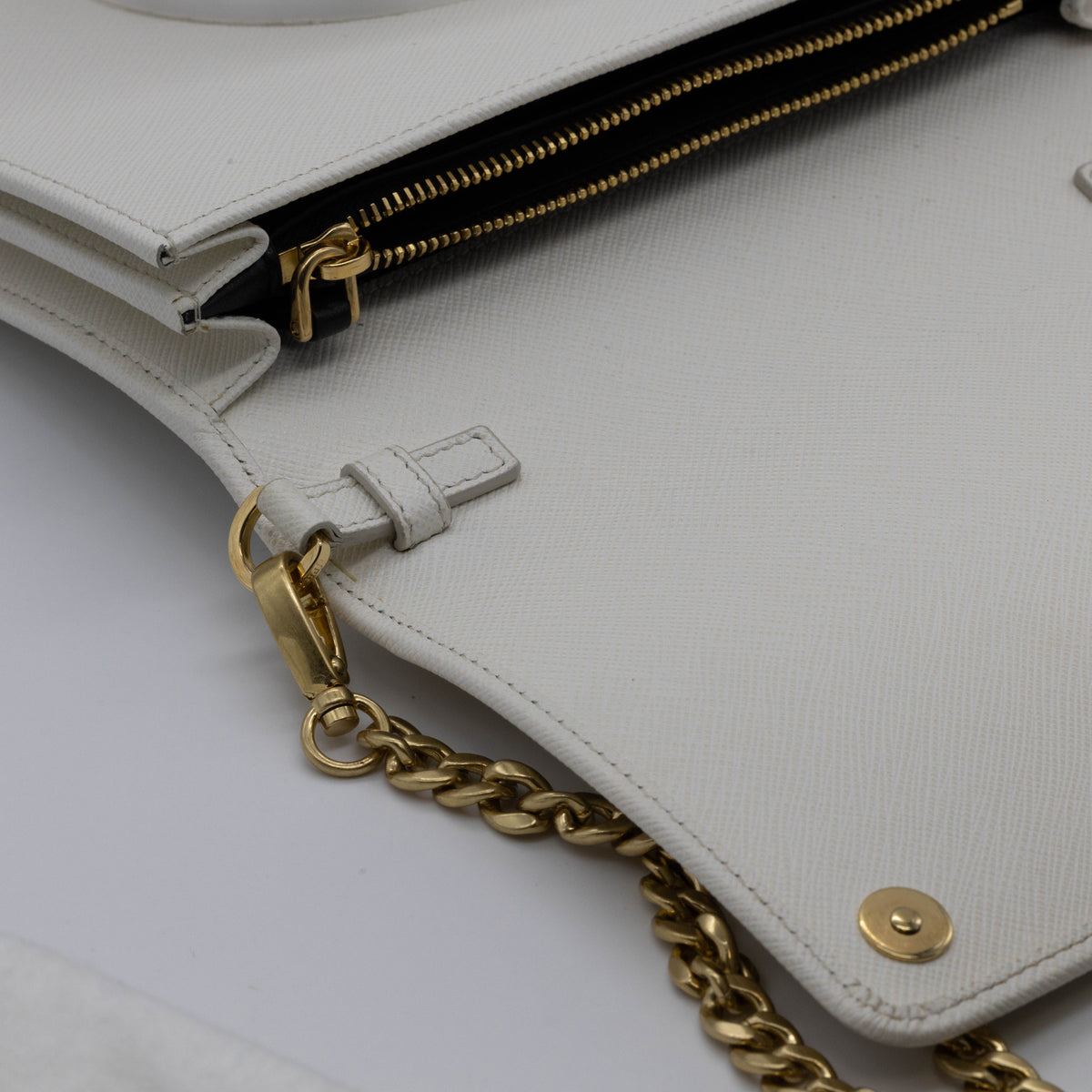 Prada Saffiano Leder Umhängetasche Weiß Gold Chain Crossbody