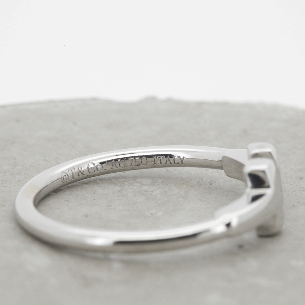 Tiffany & Co T Wire Ring 750/18k 52 1/2