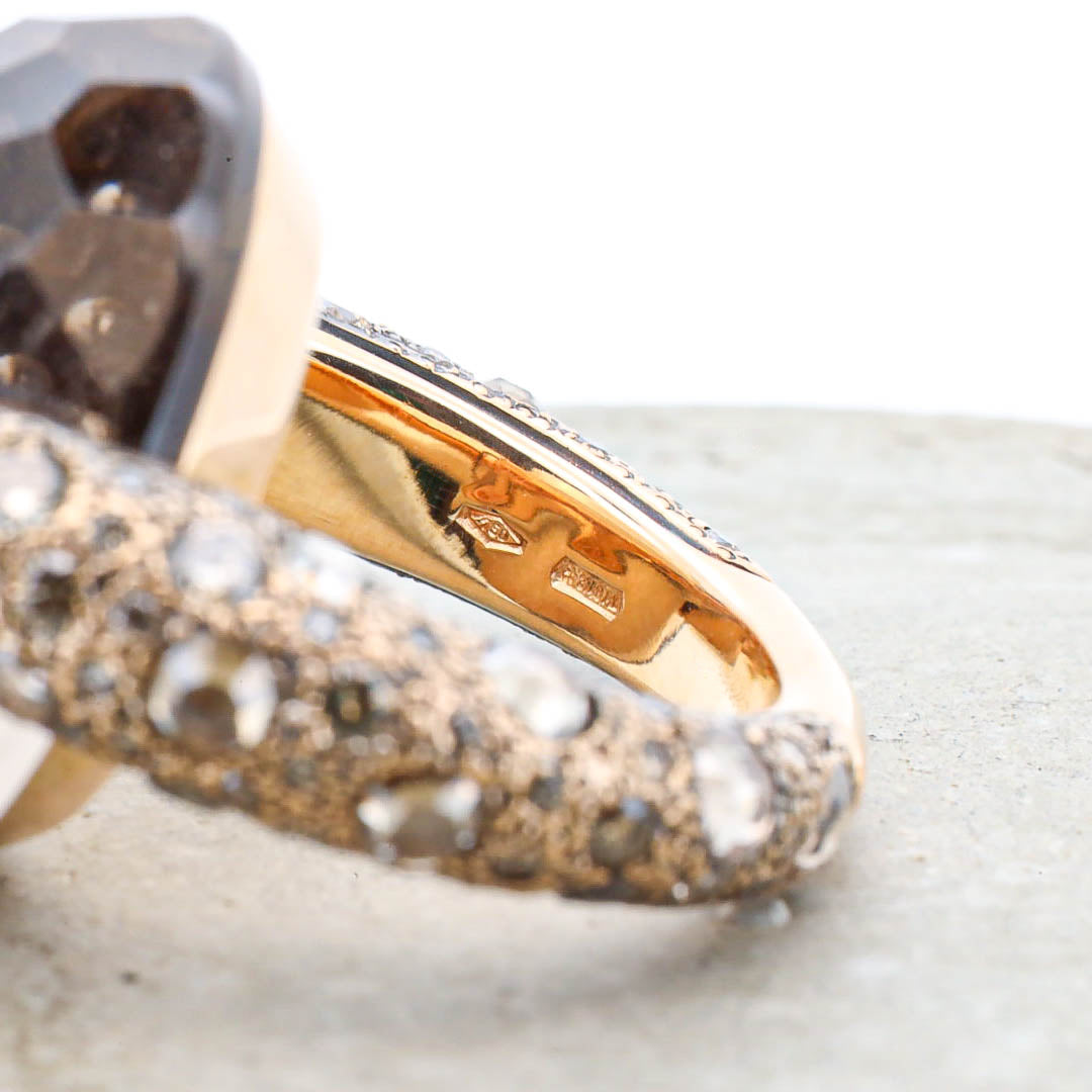 Pomellato Ring Catene Tango mit Rauchquarz und Diamanten 750/18k Gr. 50