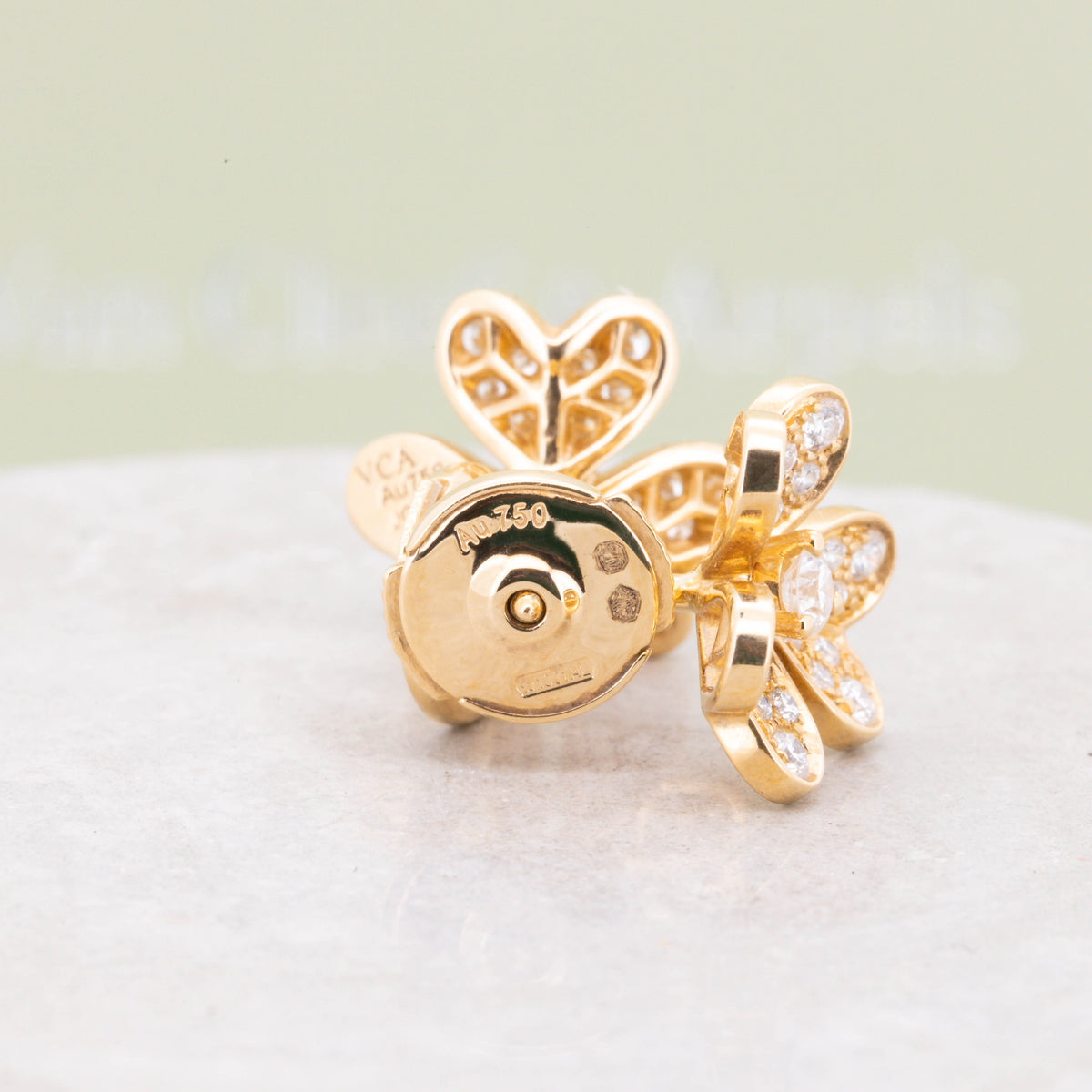 Van Cleef & Arpels Frivole Mini Ohrringe Paved Diamonds Gelbgold