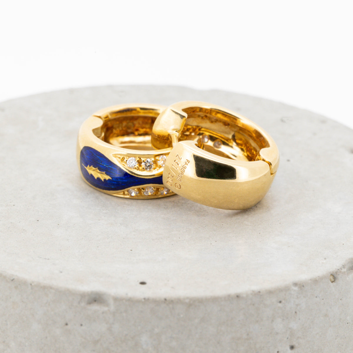 Fabergé Ohrringe / Creolen – 750/18 Karat Emaille 12 Brillanten F-1360