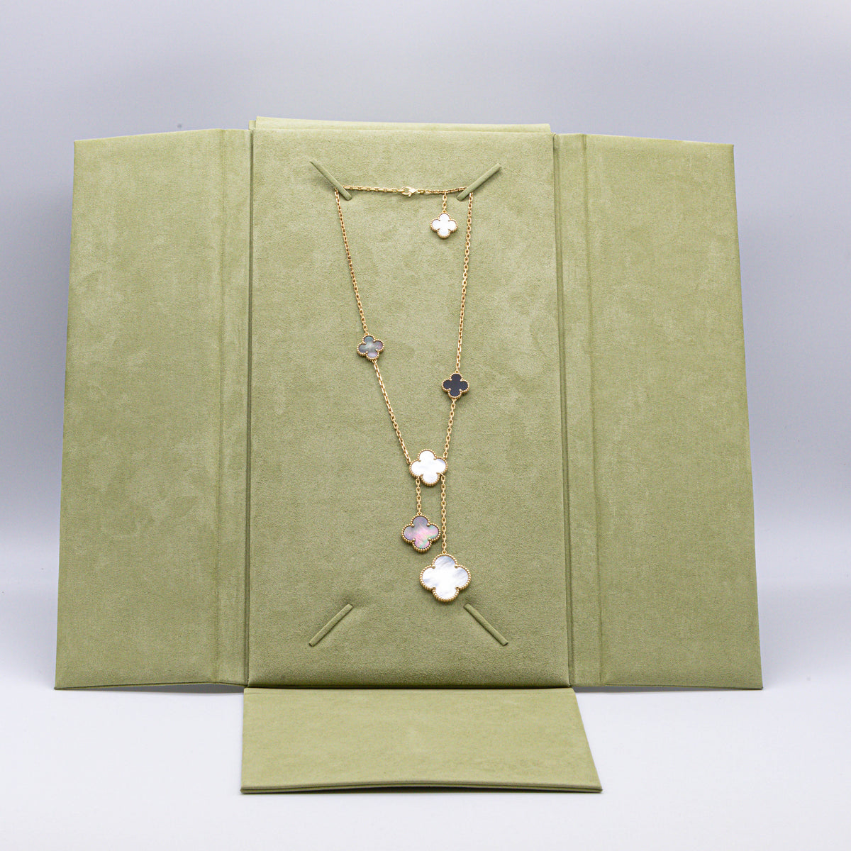 Van Cleef & Arpels Collier Magic Alhambra Halskette 6 Motive 18K Onyx Perlmutt