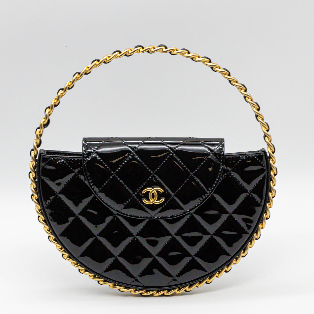Chanel Chain Around Hoop Top Handle Bag Schwarz Lack Leder Tasche Patent Quilted