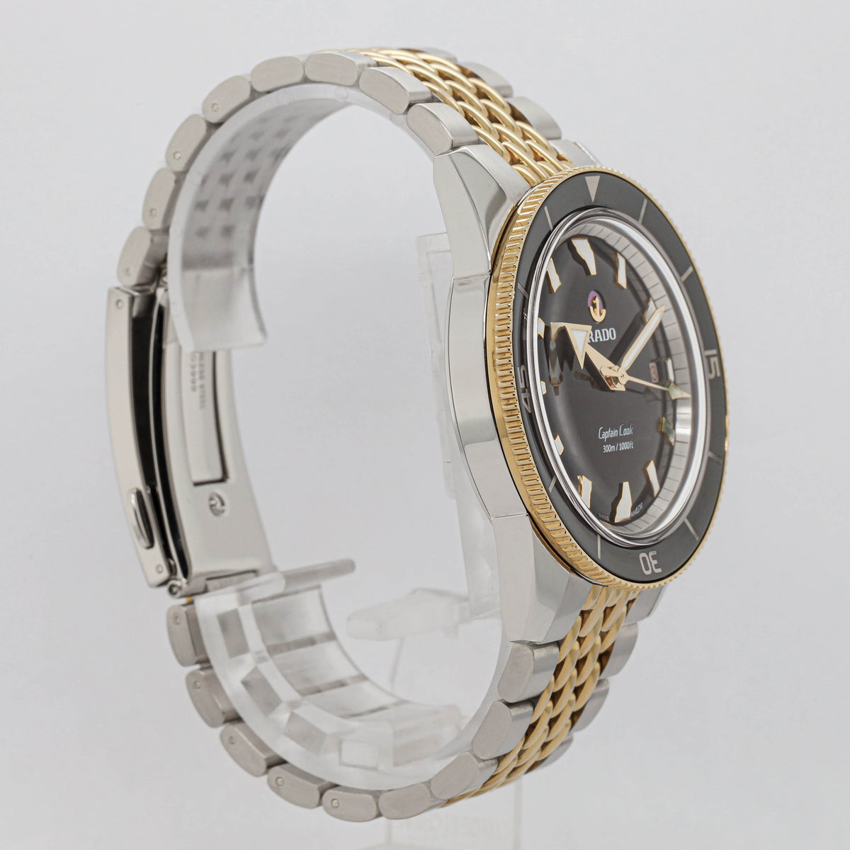 Rado Hyper Chrome Captain Cook 42 R32138153 Automatic