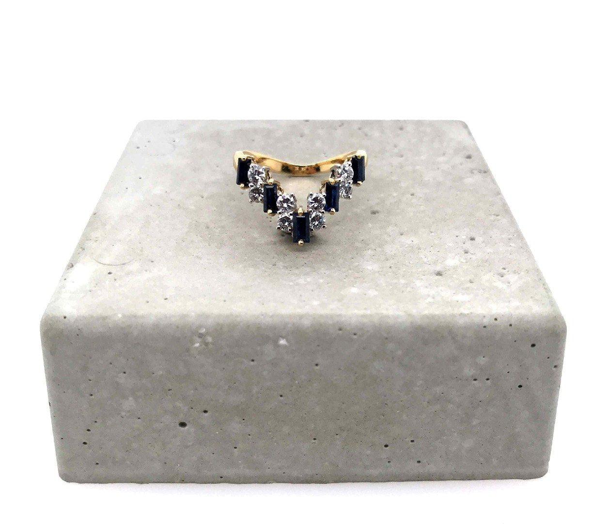 antiker-echtschmuck-antike-ringe-Ring Bicolor Gold 750 mit Safiren & Brillanten-10347-Prejou