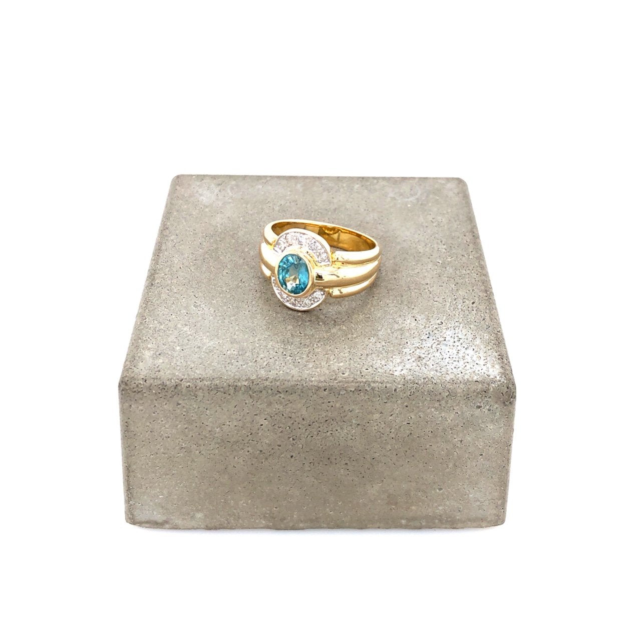 antiker-echtschmuck-antike-ringe-Ring Gelbgold 750 mit Topas & Brillanten-10362-Prejou