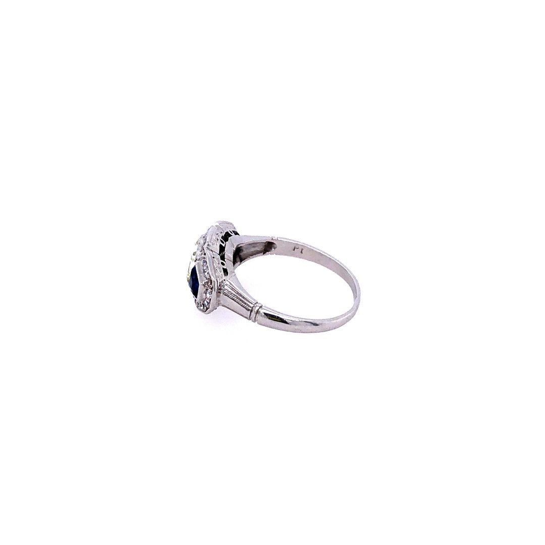 antiker-echtschmuck-antike-ringe-Ring Weiss Platin mit Safiren &amp; Diamanten-10229-Prejou