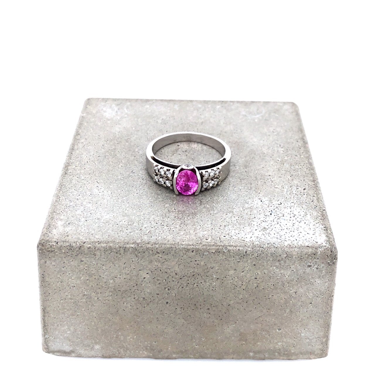 antiker-echtschmuck-antike-ringe-Ring Weissgold 585 mit Turmalin & Brillanten-10295-Prejou