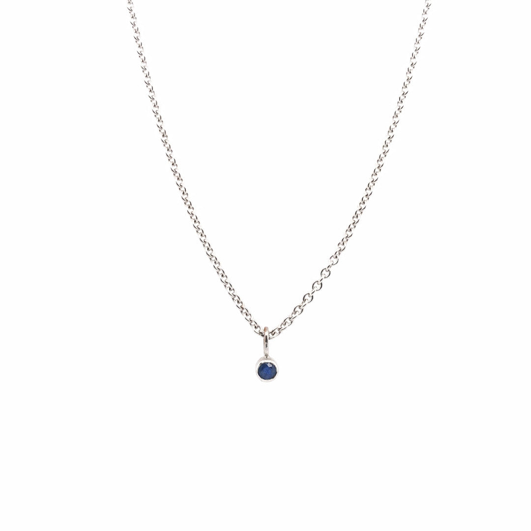 antike-kette-mit-anhaenger-Halskette mit Anhänger Weissgold 585 mit Safir-10433-Prejou