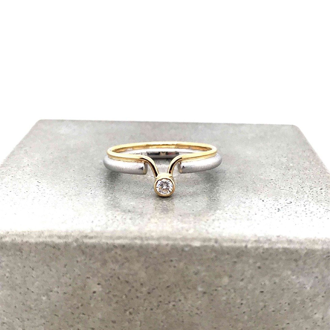 antiker-echtschmuck-antike-ringe-Platin Ring Bicolor mit Brillanten-10094-Prejou