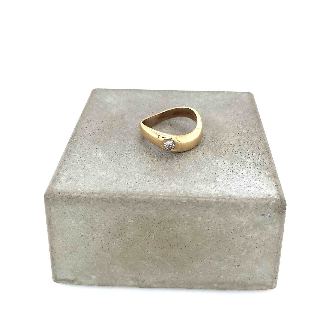 antiker-echtschmuck-antike-ringe-Ring Gelbgold 585 mit Brillant-10087-Prejou