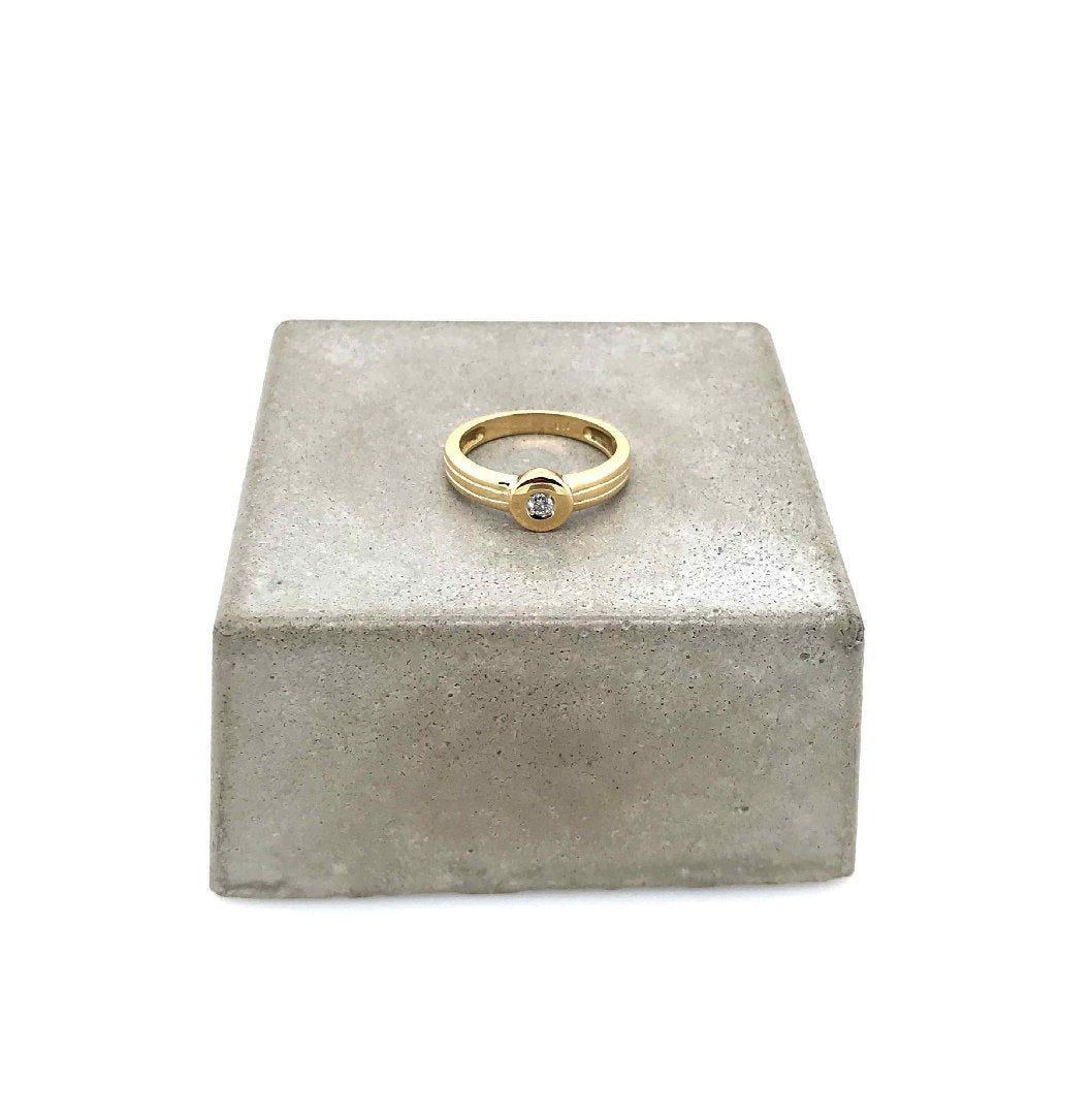 antiker-echtschmuck-antike-ringe-Ring Gelbgold 750 mit Brillant-10383-Prejou