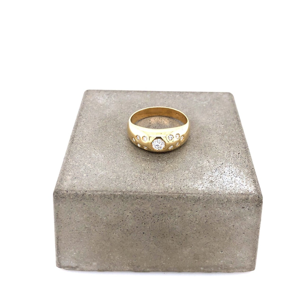 antiker-echtschmuck-antike-ringe-Ring Gelbgold 750 mit Brillanten-10700-Prejou