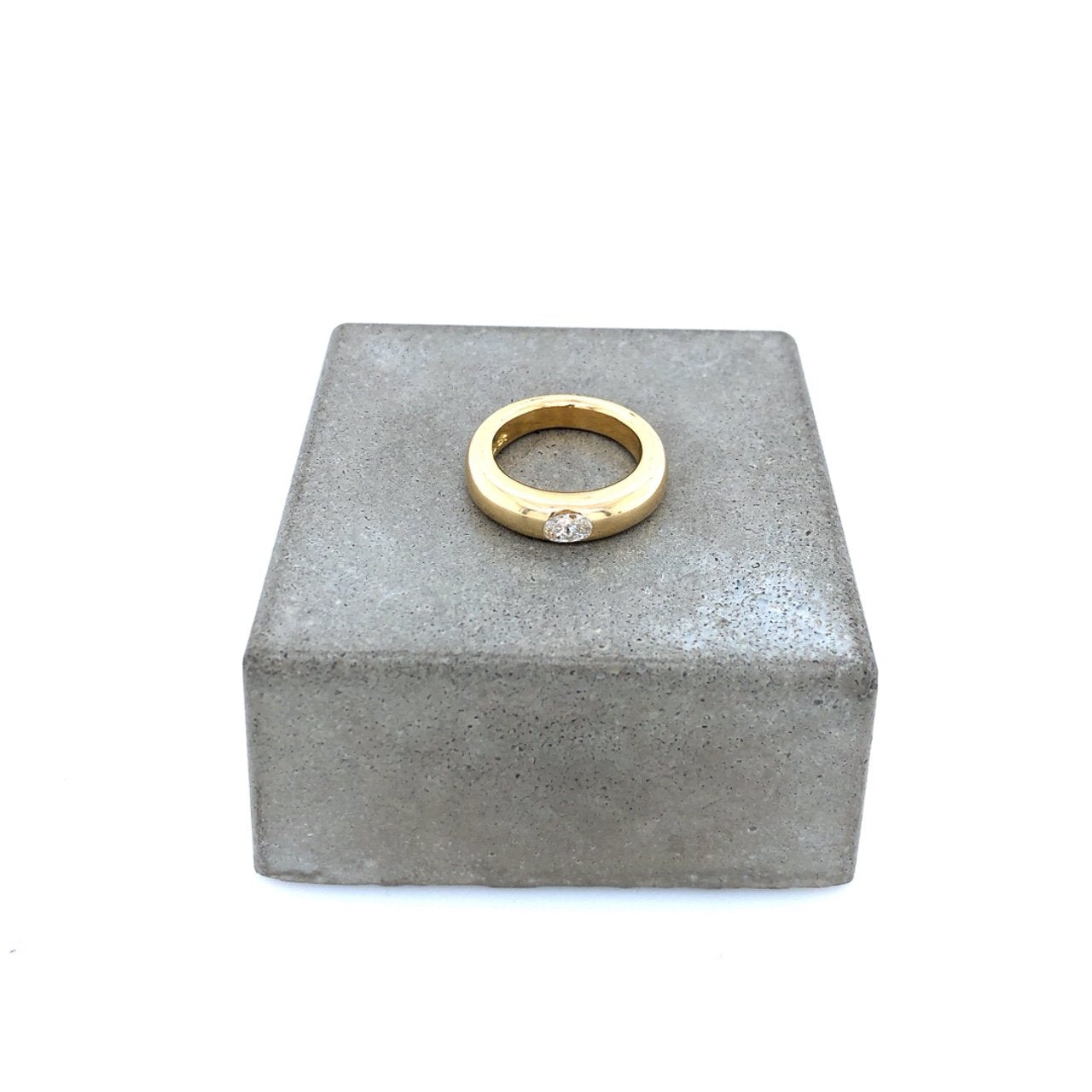 antiker-echtschmuck-antike-ringe-Ring Gelbgold 750 mit Diamant "Oval-Cut"-10298-Prejou