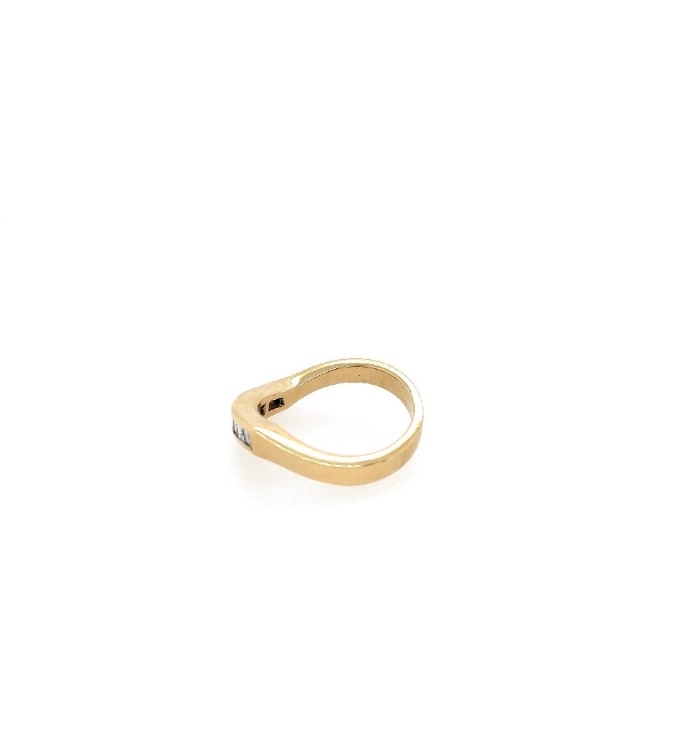 antiker-echtschmuck-antike-ringe-Ring Gelbgold 750 mit Diamanten-10008-Prejou