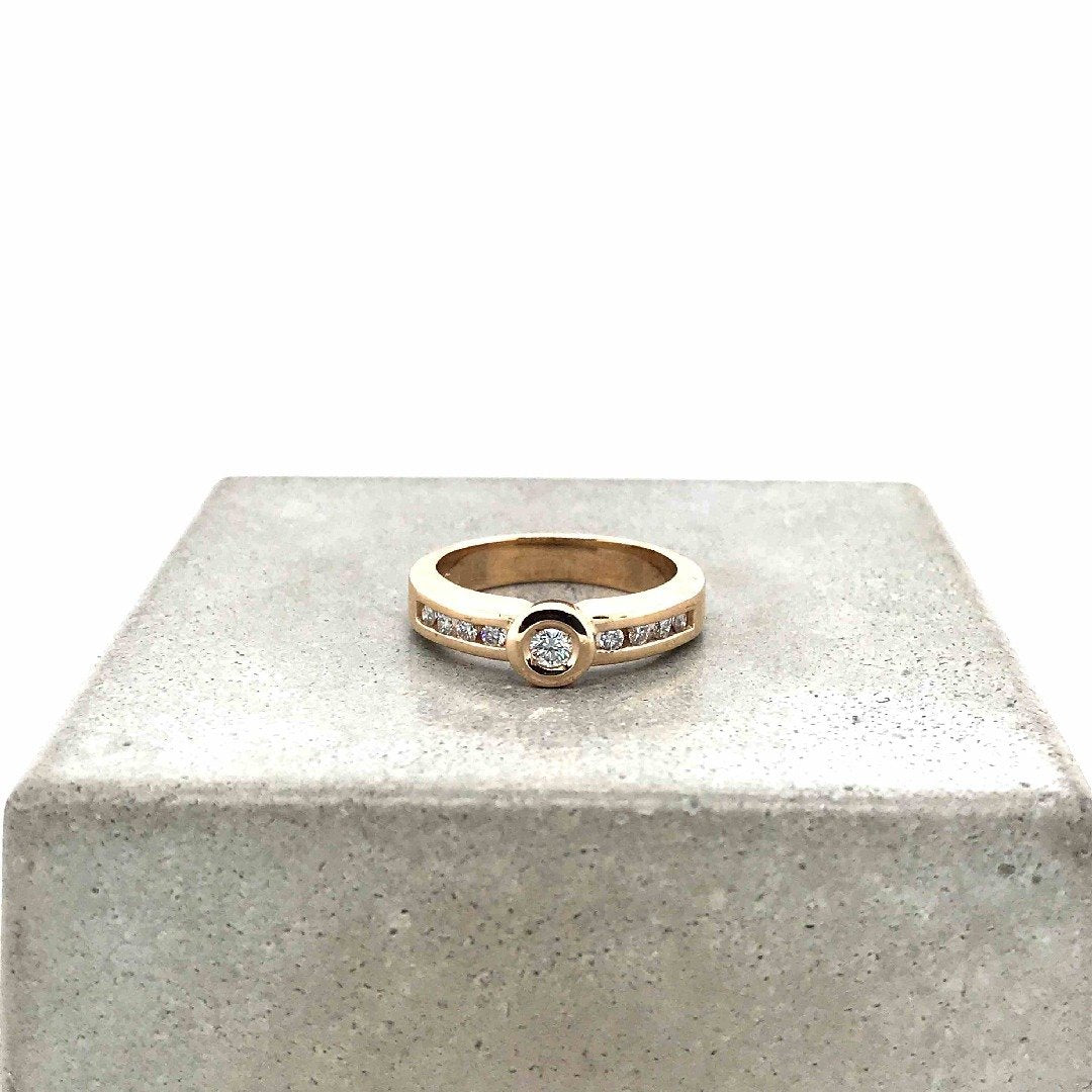 antiker-echtschmuck-antike-ringe-Ring Roségold 585 mit Brillanten-10779-Prejou