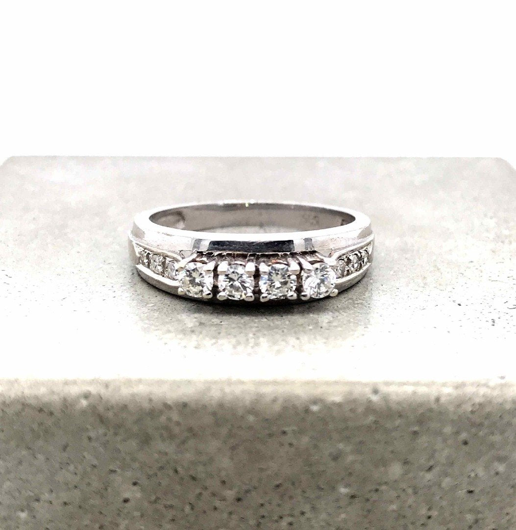 antiker-echtschmuck-antike-ringe-Ring Weissgold 585 mit Brillanten-10351-Prejou