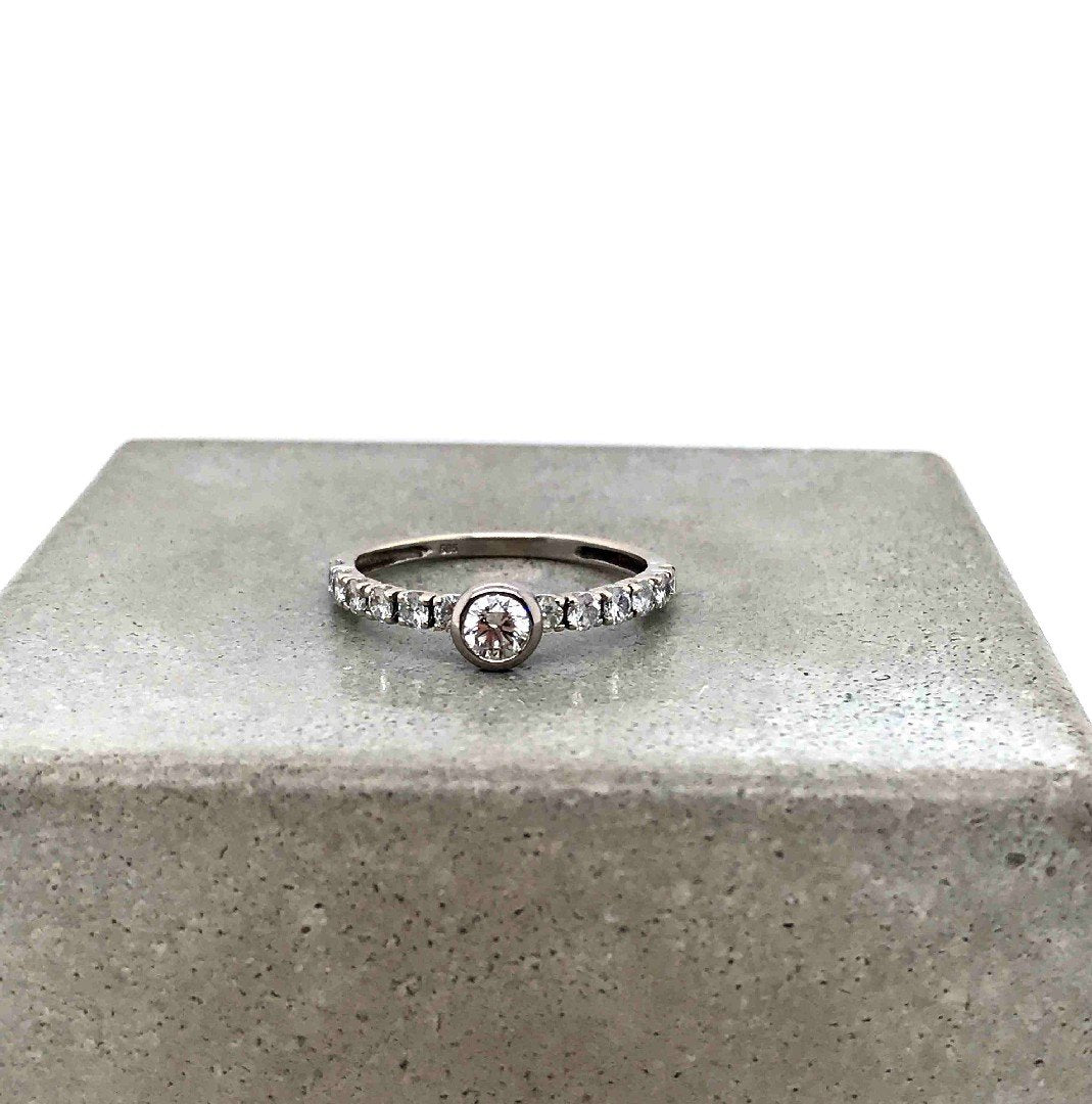 antiker-echtschmuck-antike-ringe-Ring Weissgold 585 mit Brillanten-10778-Prejou