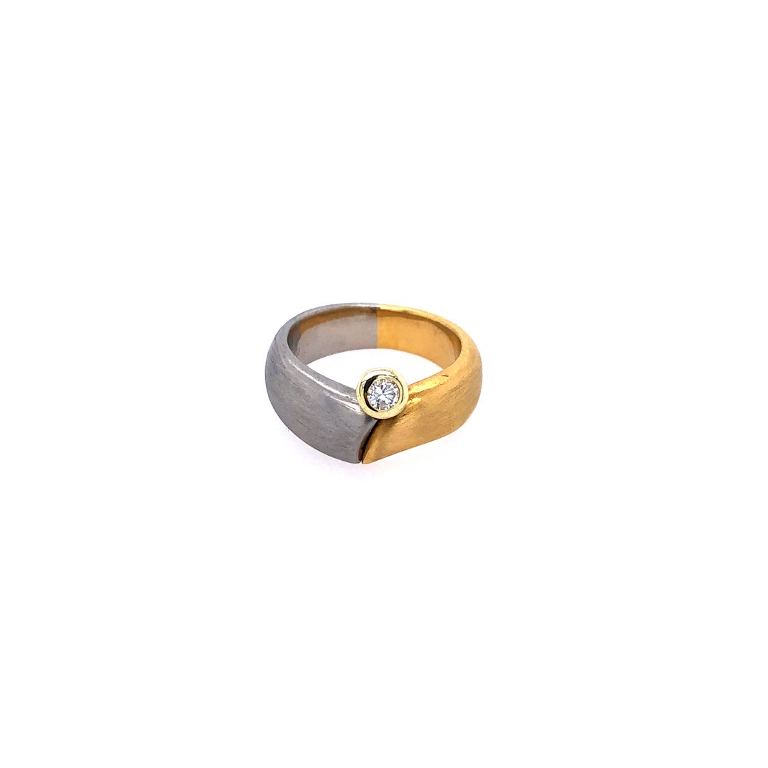 antiker-echtschmuck-antike-ringe-Solitaire Bicolor Platin mit Brillant-10454-Prejou